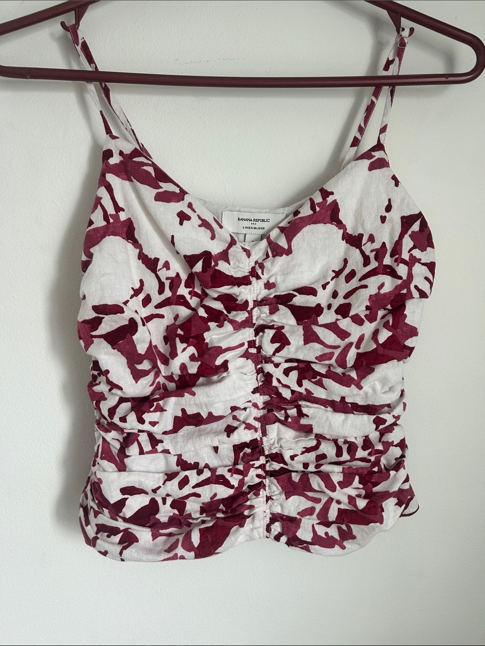 Banana Republic Ruched Spaghetti-Strap Tank in Wine and White Floral